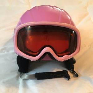 Youth ski/snowboard helmet and goggles